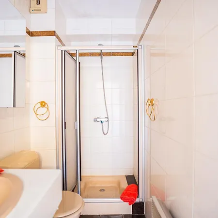 Cozy Studio, Very Close To Apartment Annecy