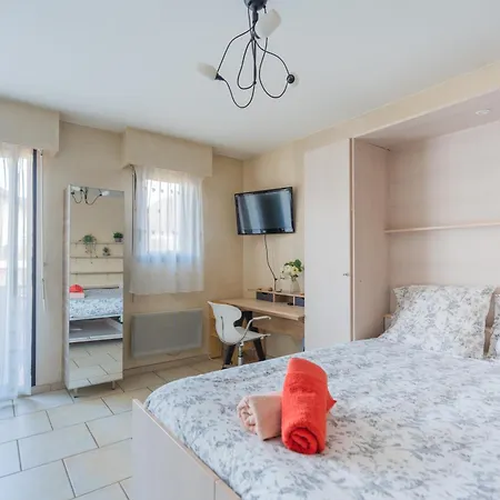 Cozy Studio, Very Close To Apartment *