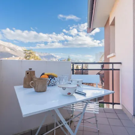 Cozy Studio, Very Close To Annecy